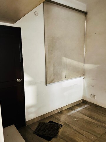 Bathroom in 3 BHK Builder Floor at Sushant Lok 2, Sector 57 – for Sale