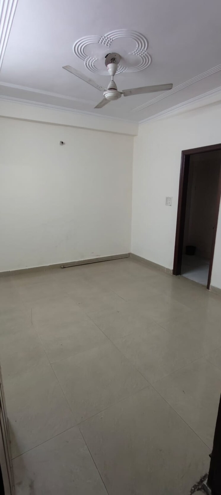 Room, neb sarai 3 Bedroom 1000 Sq.Ft. Apartment In Neb Sarai Delhi 8914440