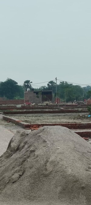  Plot – Exterior View View at Raebareli Road - for Sale