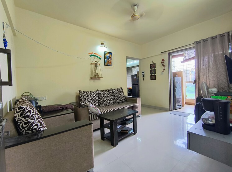 Living Room, venkatesh-graffiti 1 Bedroom 500 Sq.Ft. Apartment In Keshav Nagar Pune 8914497