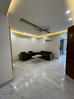 Living Room in 3 BHK Apartment at Unitech Uniworld City, Sector 30 – for Sale