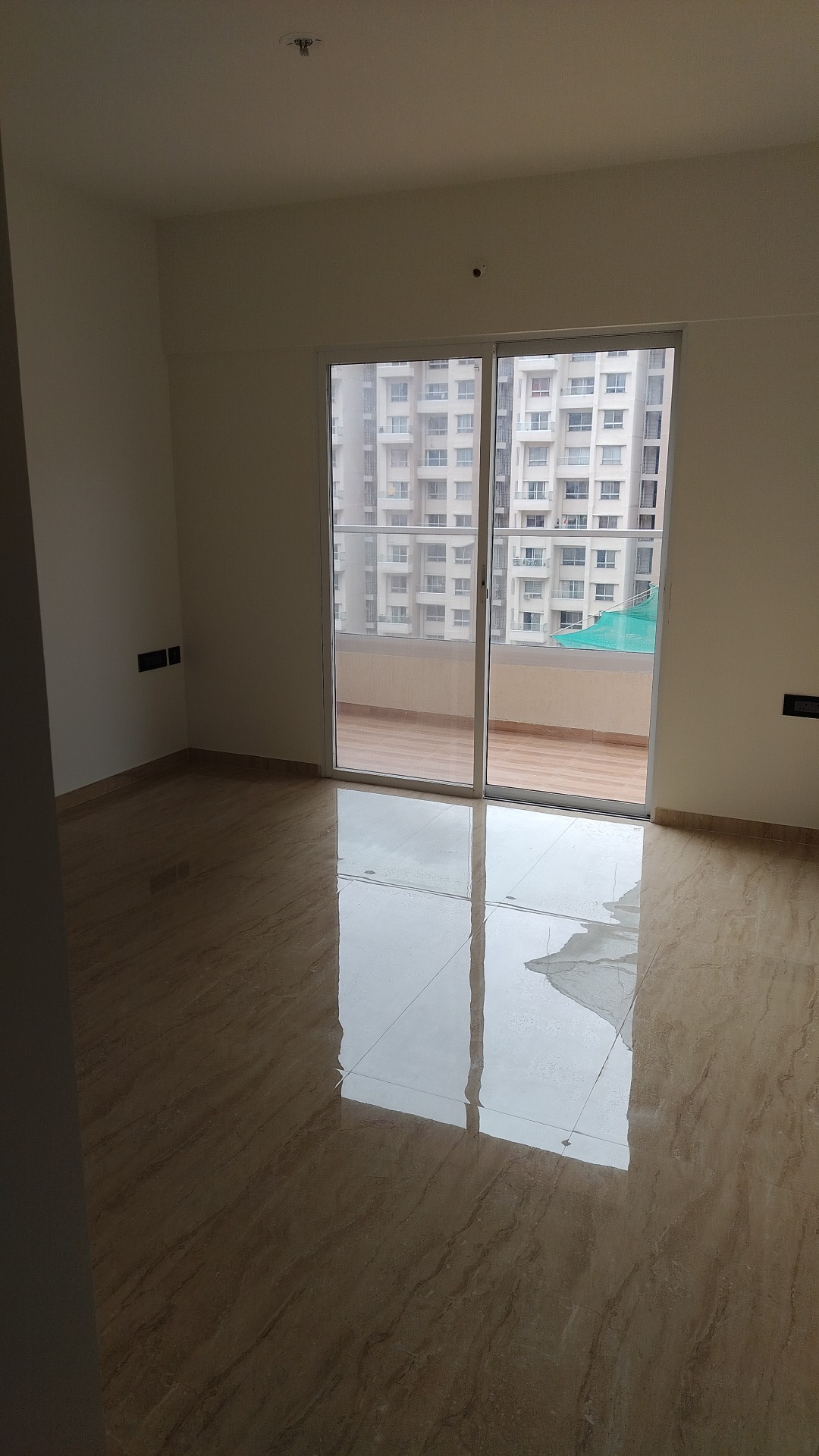 2.5 BHK Apartment For Sale in VTP Beaumonde