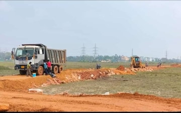 Plot For Sale in Patrapada