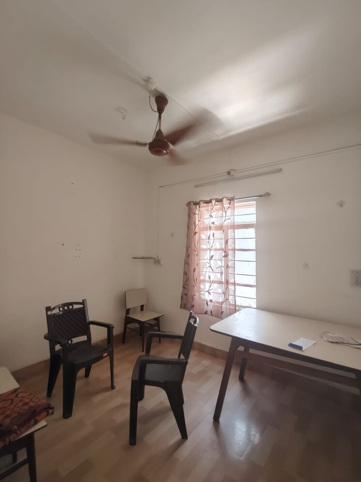 Room, sadashiv peth 1 Bedroom 550 Sq.Ft. Apartment In Sadashiv Peth Pune 8914564