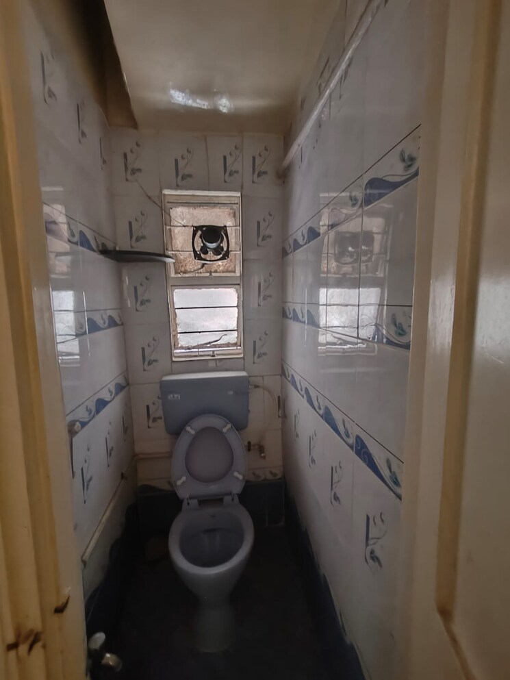 Attached Bathroom, sadashiv peth 1 Bedroom 550 Sq.Ft. Apartment In Sadashiv Peth Pune 8914564