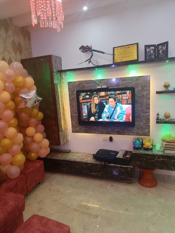 Living Room, saket 3 Bedroom 1550 Sq.Ft. Builder Floor In Saket Delhi 8914589