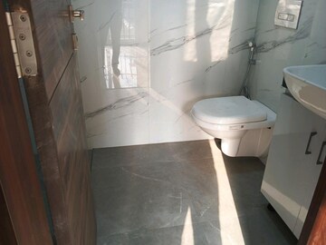 Bathroom in 2.5 BHK Builder Floor at Smart World Gems, Sector 89 – for Sale