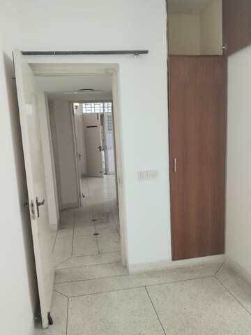 2.5 BHK Builder Floor For Rent in Auram Floor, South City 2
