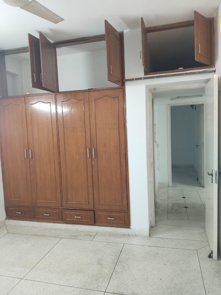 Room, auram-floor 2.5 Bedroom 1250 Sq.Ft. Builder Floor In South City 2 Gurgaon 8914594