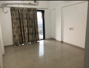 Room in 3 BHK Apartment at Atul Blue Meadows, Andheri East – for Sale