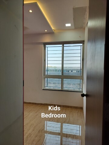 Room in 2 BHK Apartment at VTP Belair, Mahalunge – for Rent