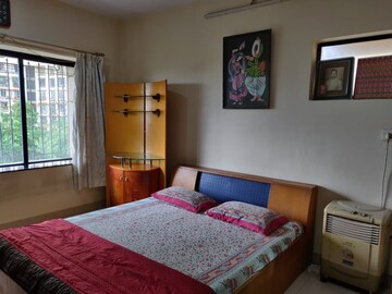 Bedroom in 3 BHK Apartment at Vastu Tower, Malad West – for Rent