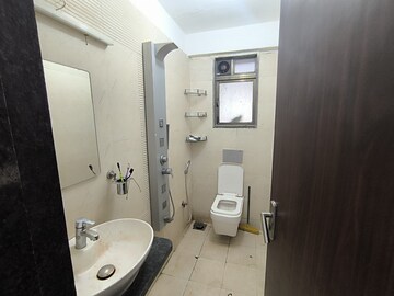 Attached Bathroom in 2 BHK Apartment at Shreedham Splendour, Andheri West – for Rent