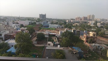 2 BHK Apartment For Rent in MRG The Balcony, Sector 93