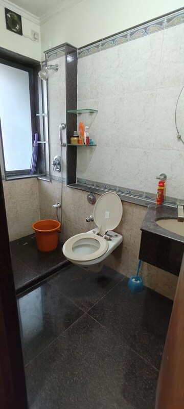 Bathroom in 5 BHK Apartment at Goregaon East – for Rent