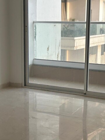 Bathroom in 4 BHK Apartment at Omkar Alta Monte, Malad East – for Rent