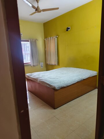 Bedroom in 3 BHK Apartment at Thaltej – for Rent