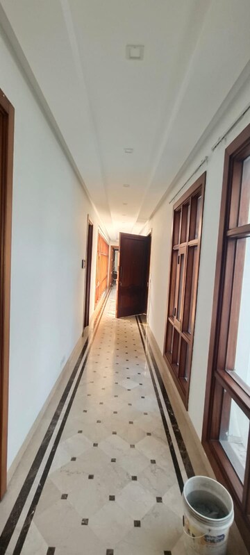 Living Room in 4 BHK Apartment at Safdarjung Development Area – for Rent