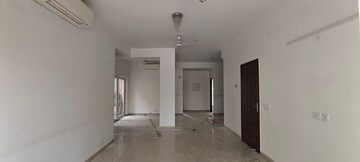Building Lobby in 3 BHK Villa at BPTP Amstoria, Sector 102 – for Rent