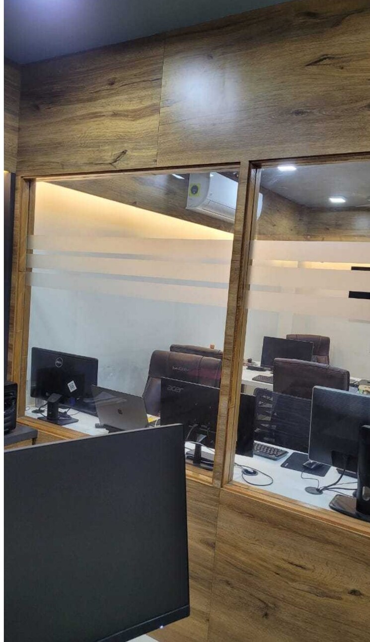 Team Area, shivalik-satyamev Commercial Office Space 746 Sq.Ft. In Bopal Ahmedabad 8912286