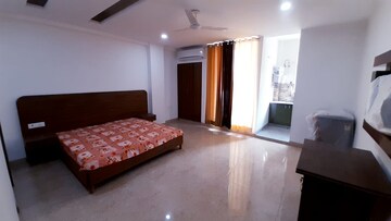 Bedroom in 1 BHK Builder Floor at Sushant Lok I – for Rent