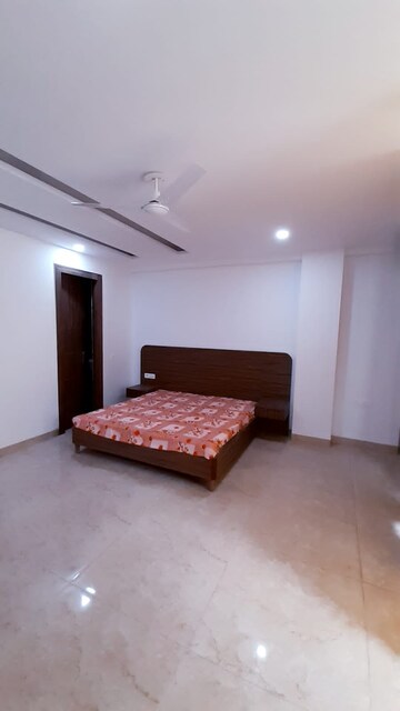 Bedroom in 1 BHK Builder Floor at Sushant Lok I – for Rent