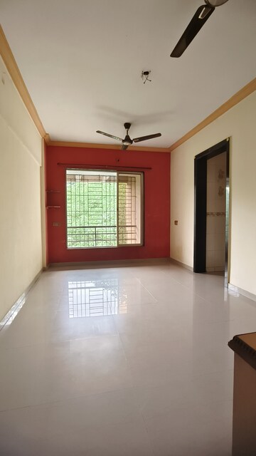 Room in 1 BHK Apartment at Sanghvi Valley, Kalwa – for Rent