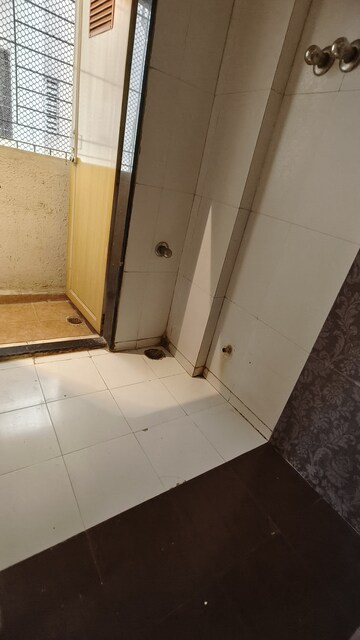 Bathroom in 1 BHK Apartment at Sanghvi Valley, Kalwa – for Rent