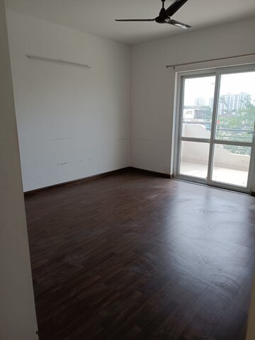 4 BHK Builder Floor For Rent in Sector 81