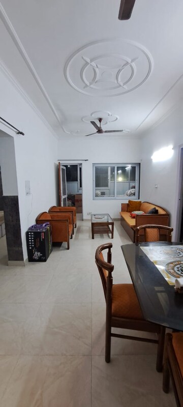 Living Room in 2 BHK Apartment at Vikas Puri – for Rent