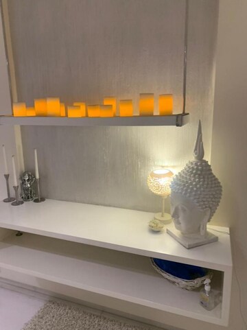 Furnished Amenities in 4 BHK Apartment at DLH Enclave, Andheri West – for Rent