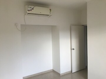 Room in 1 BHK Apartment at Lodha Casario Rilletta, Dombivli East – for Rent