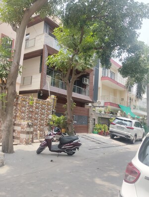  Plot For Sale in Sector 70