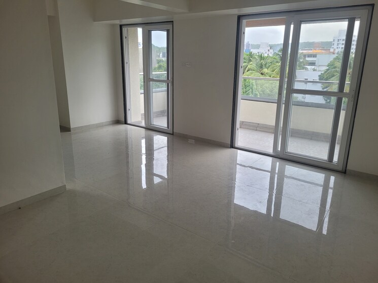 Living Room, model colony 3 Bedroom 1500 Sq.Ft. Apartment In Model Colony Pune 8914872