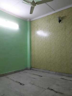 Room in 2 BHK Builder Floor at Govindpuri – for Sale