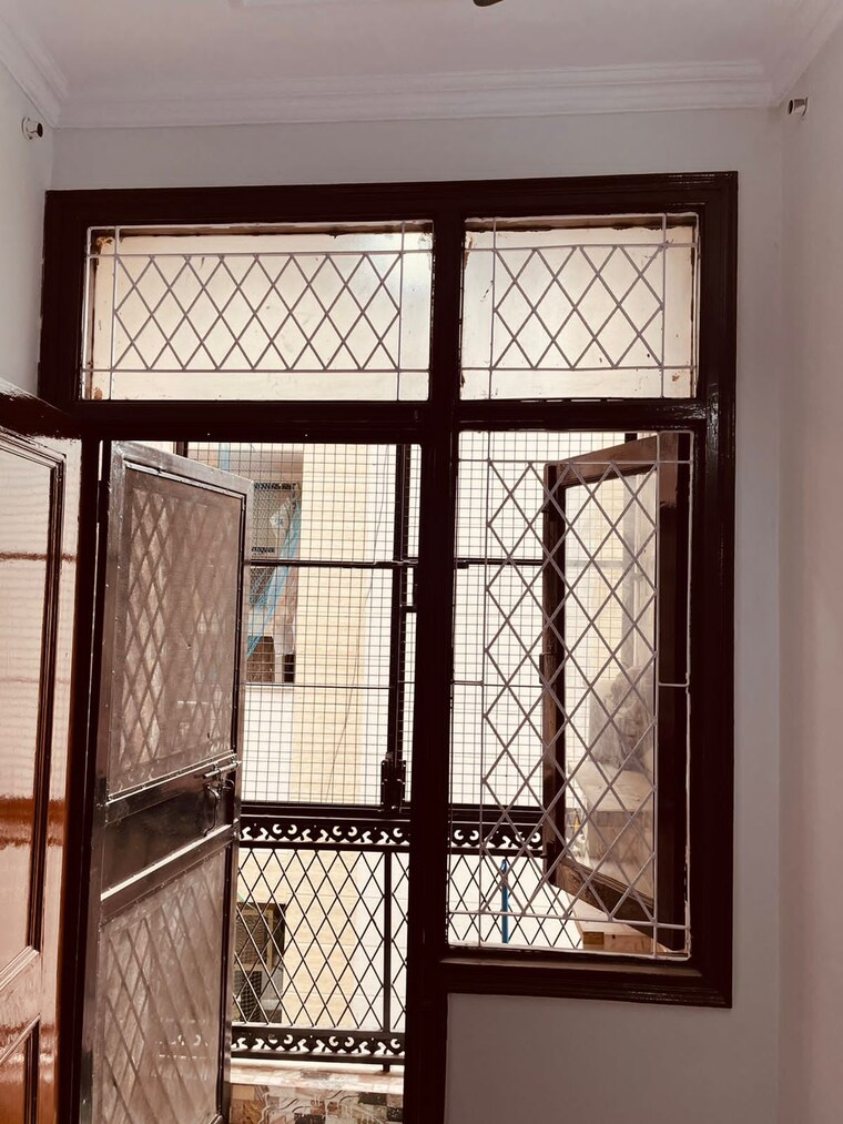 Room, govindpuri 2 Bedroom 600 Sq.Ft. Builder Floor In Govindpuri Delhi 8914903