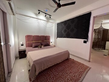 Bedroom in 2 BHK Builder Floor at Saket – for Rent