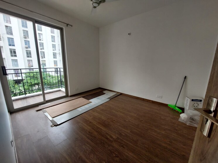 Room, vatika-inxt-high-street 2 Bedroom 940 Sq.Ft. Builder Floor In Sector 83 Gurgaon 8914958