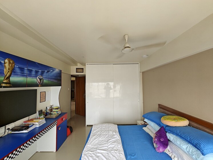 Bedroom, bandra west 3 Bedroom 1200 Sq.Ft. Apartment In Bandra West Mumbai 8914996