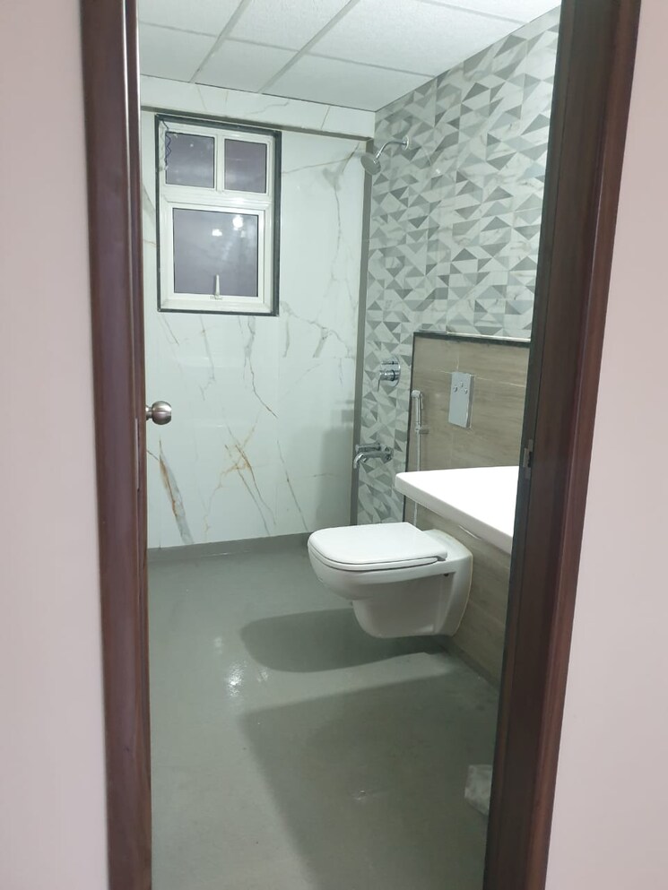 Bathroom, kumar-megapolis-saffron 2 Bedroom 690 Sq.Ft. Apartment In Hinjewadi Pune 8915019
