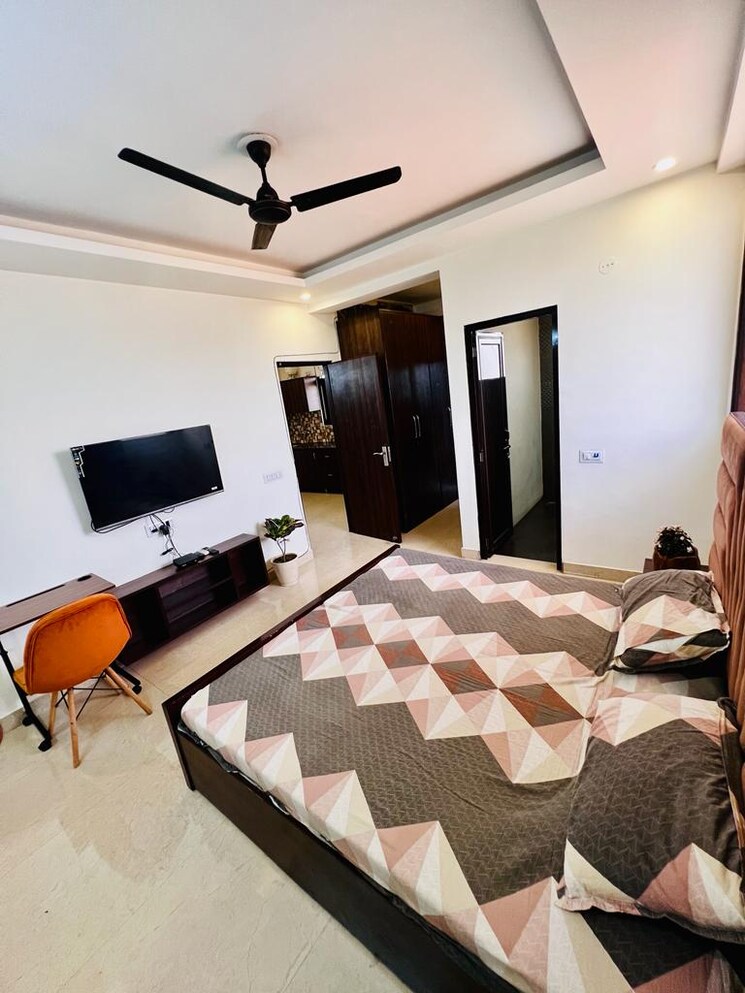Bedroom, satyam-plaza 1 Bedroom 560 Sq.Ft. Builder Floor In Sector 15 Gurgaon 8915100