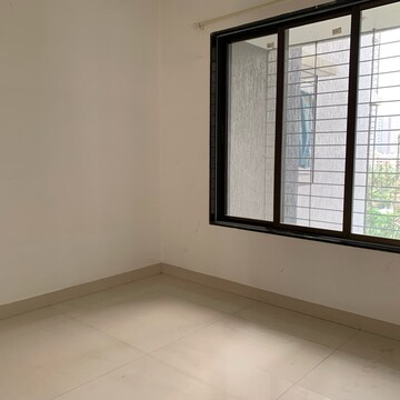 Room in 1.5 BHK Apartment at Shankh Abhiman Apartment, Kastur Park – for Sale