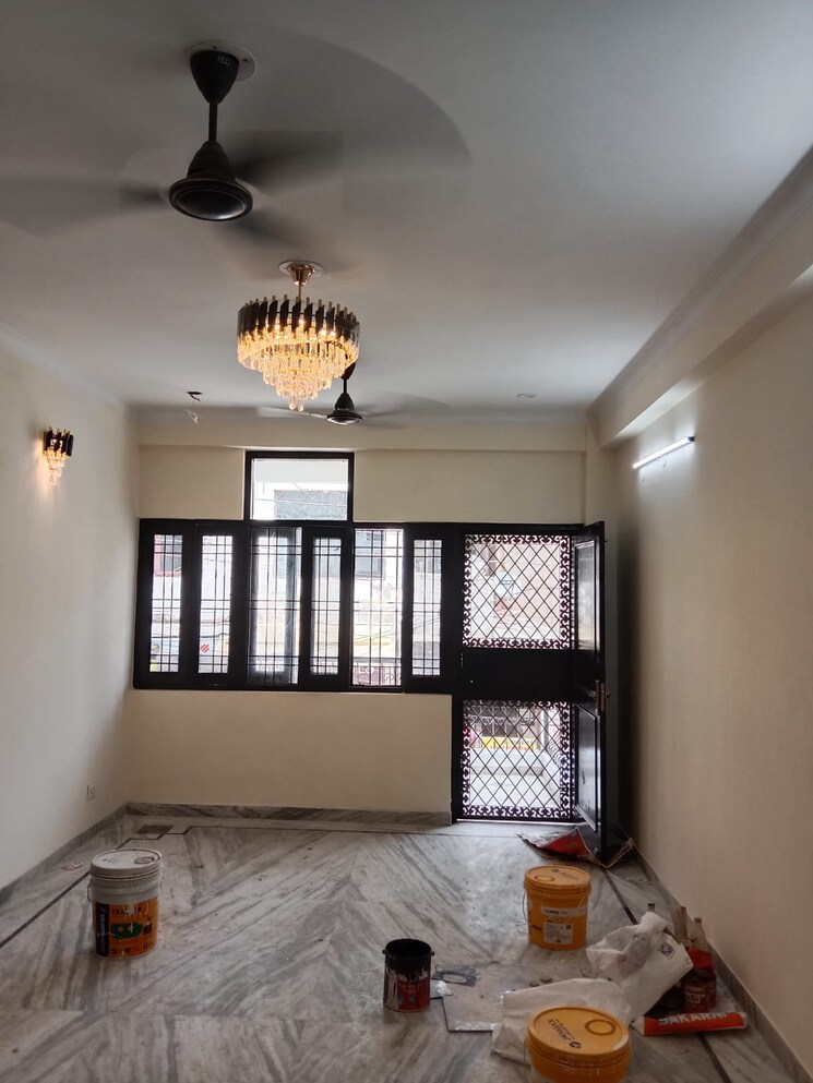 Room, green fields colony 2 Bedroom 950 Sq.Ft. Builder Floor In Green Fields Colony Faridabad 8915095