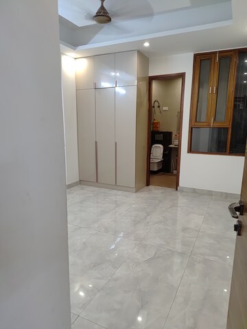 Furnished Amenities in 2 BHK Builder Floor at RWA Apartments Sector 47, Sector 47 – for Rent