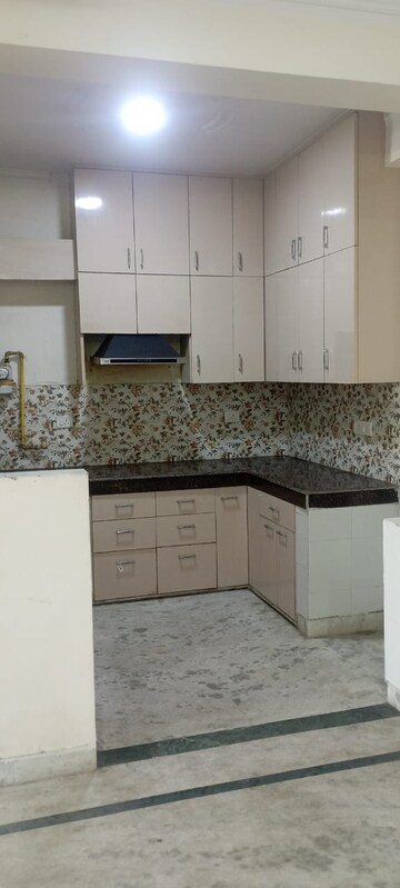 Kitchen in 3 BHK Builder Floor at RWA Apartments Sector 108, Sector 108 – for Rent