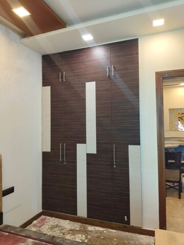 Bathroom in 3 BHK Builder Floor at BPTP District, Sector 81 – for Rent