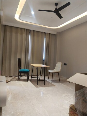 Living Room in 2 BHK Builder Floor at Palam Vihar – for Rent