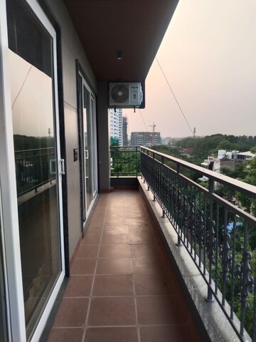 Balcony in 2 BHK Builder Floor at Palam Vihar – for Rent
