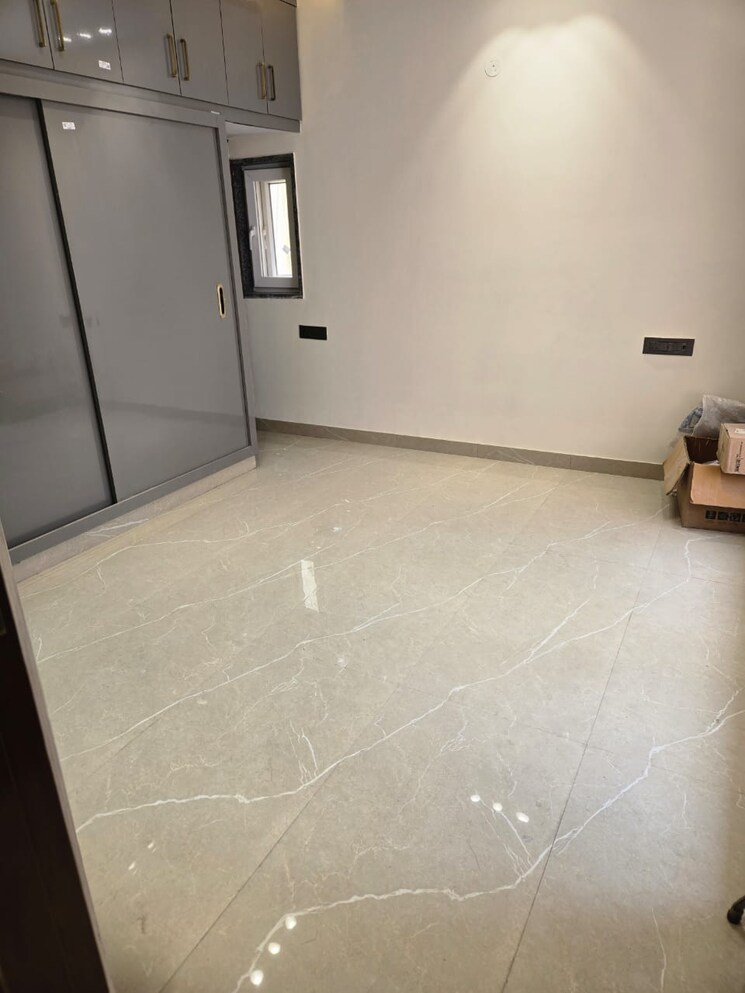 Room, east-of-kailash-block-b-rwa 6 Bedroom 4500 Sq.Ft. Penthouse In East Of Kailash Delhi 8915114