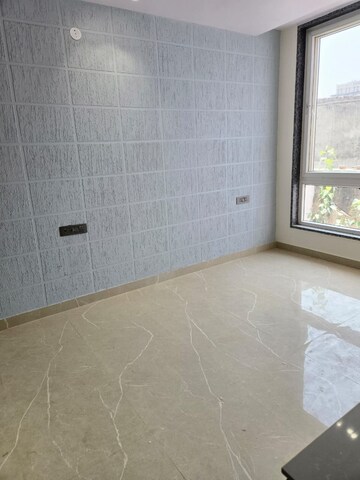 Room in 6 BHK Penthouse at East of Kailash Block-B RWA, East Of Kailash – for Rent